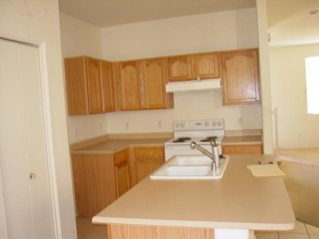 1508 East Romley Road Phoenix, AZ 85040 - Photo 2 of 6 1508 E ROMLEY