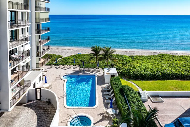 $10,000 | 3009 South Ocean Boulevard, Unit 902, Highland Beach, FL 33487