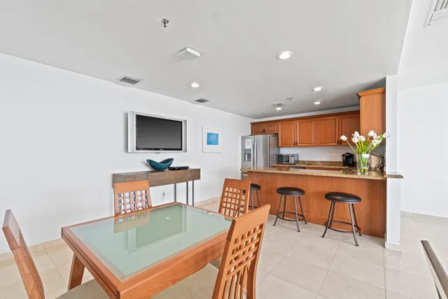 $10,000 | 3009 South Ocean Boulevard, Unit 902, Highland Beach, FL 33487