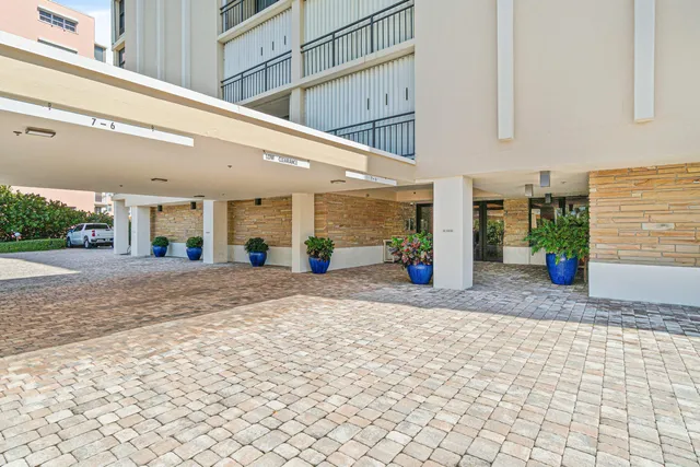 $10,000 | 3009 South Ocean Boulevard, Unit 902, Highland Beach, FL 33487