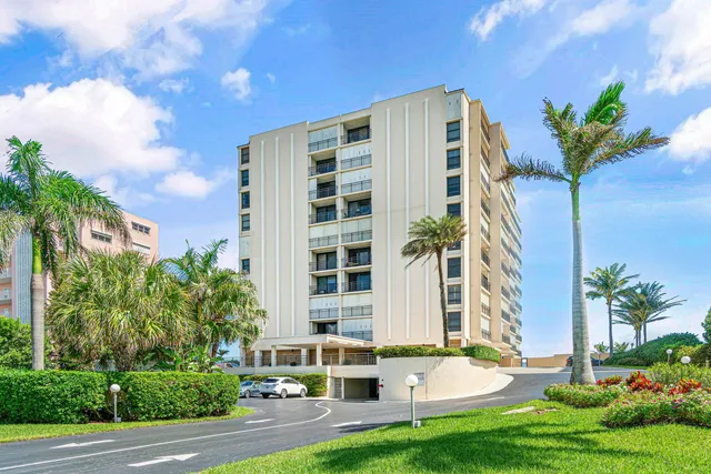 $10,000 | 3009 South Ocean Boulevard, Unit 902, Highland Beach, FL 33487