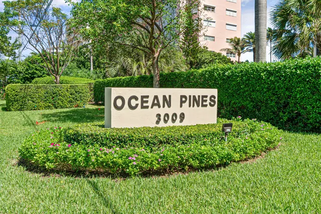 $10,000 | 3009 South Ocean Boulevard, Unit 902, Highland Beach, FL 33487