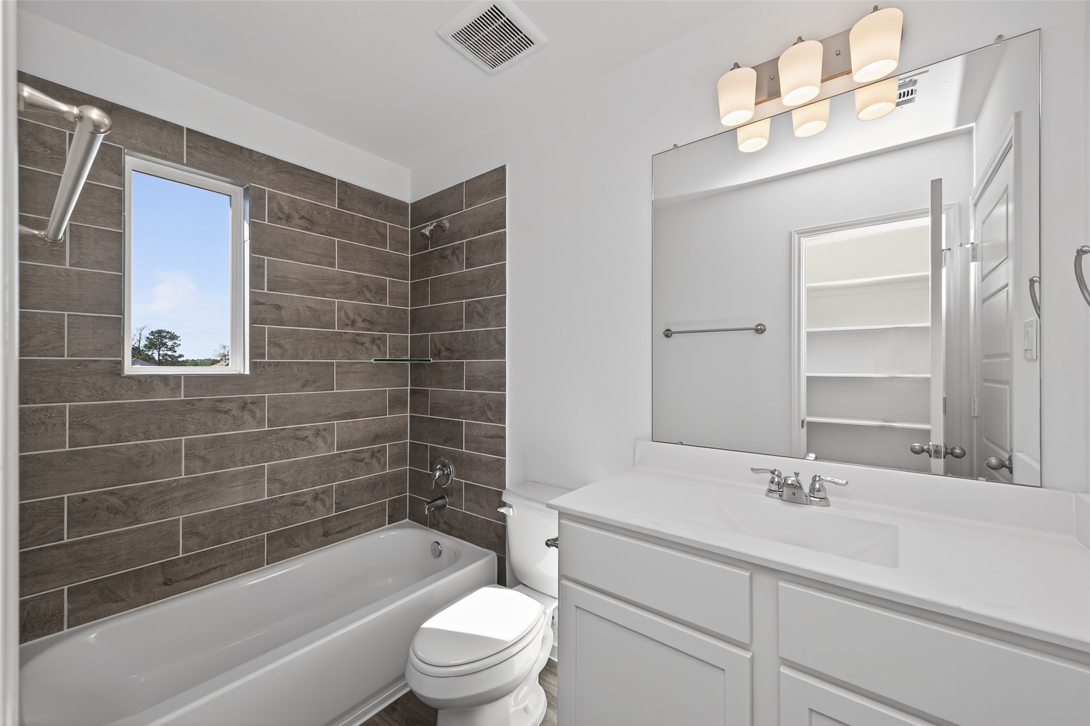 9750 Enclave Ridge Road Willis, TX 77318 - Photo 38 of 47