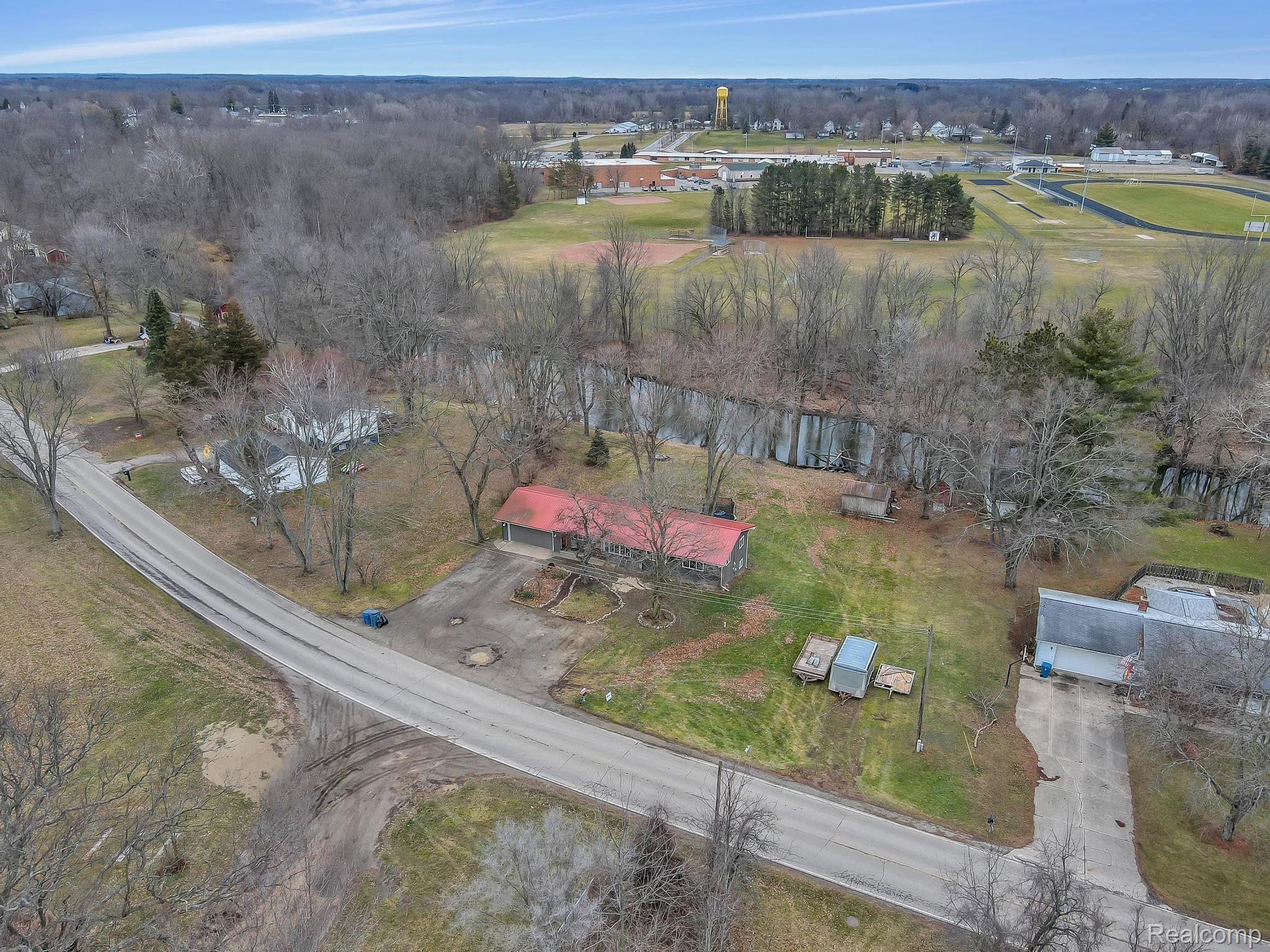 10716 Lehring Road Byron, MI 48418 - Photo 34 of 36 Gallery Image 34