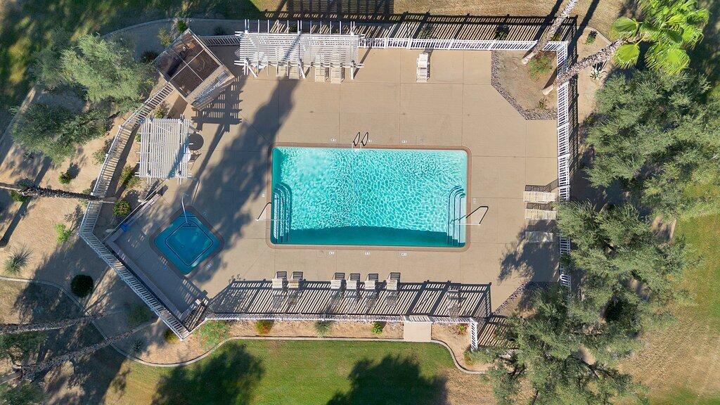 41071 Preston Trail Palm Desert, CA 92211 - Photo 25 of 29 a view of swimming pool with a yard