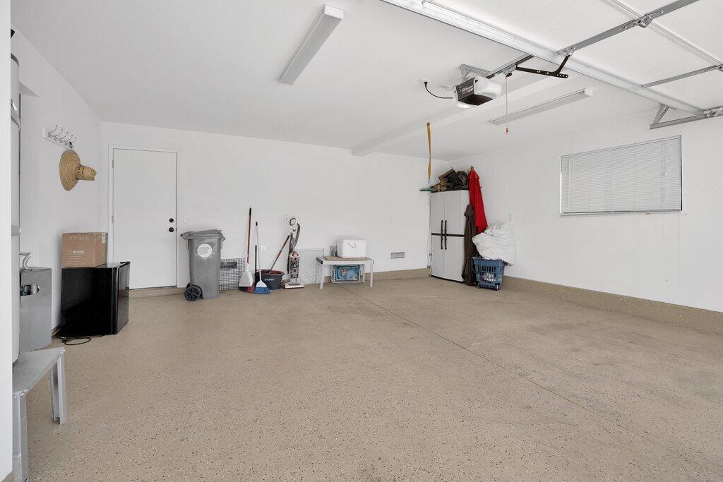 41071 Preston Trail Palm Desert, CA 92211 - Photo 29 of 29 a view of a room with gym equipment