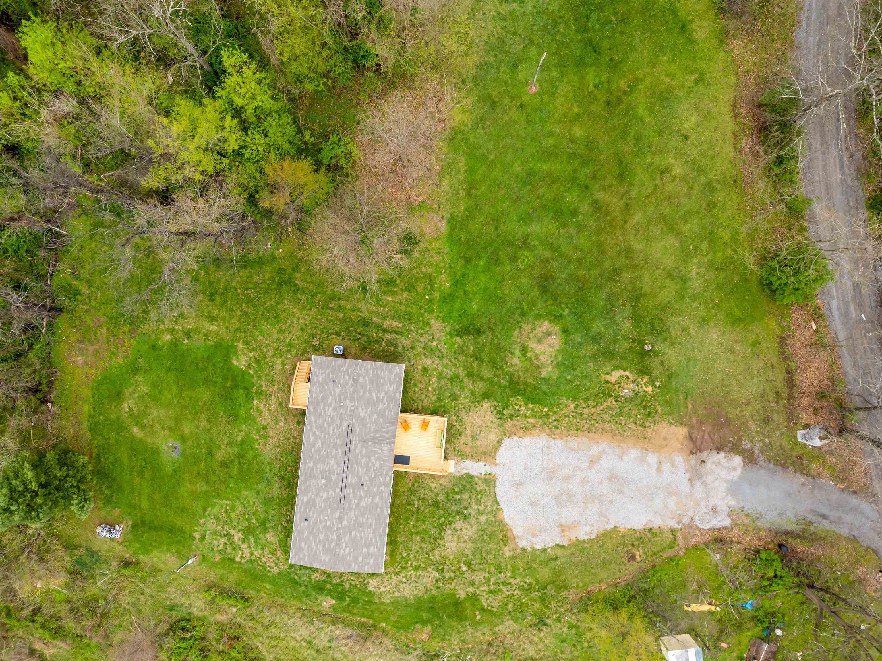 129 Burton Road Narrows, VA 24124 - Photo 57 of 67 Gallery Image 57