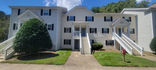 $228,000 | 137 Kingsbury Drive, Chapel Hill, NC 27514