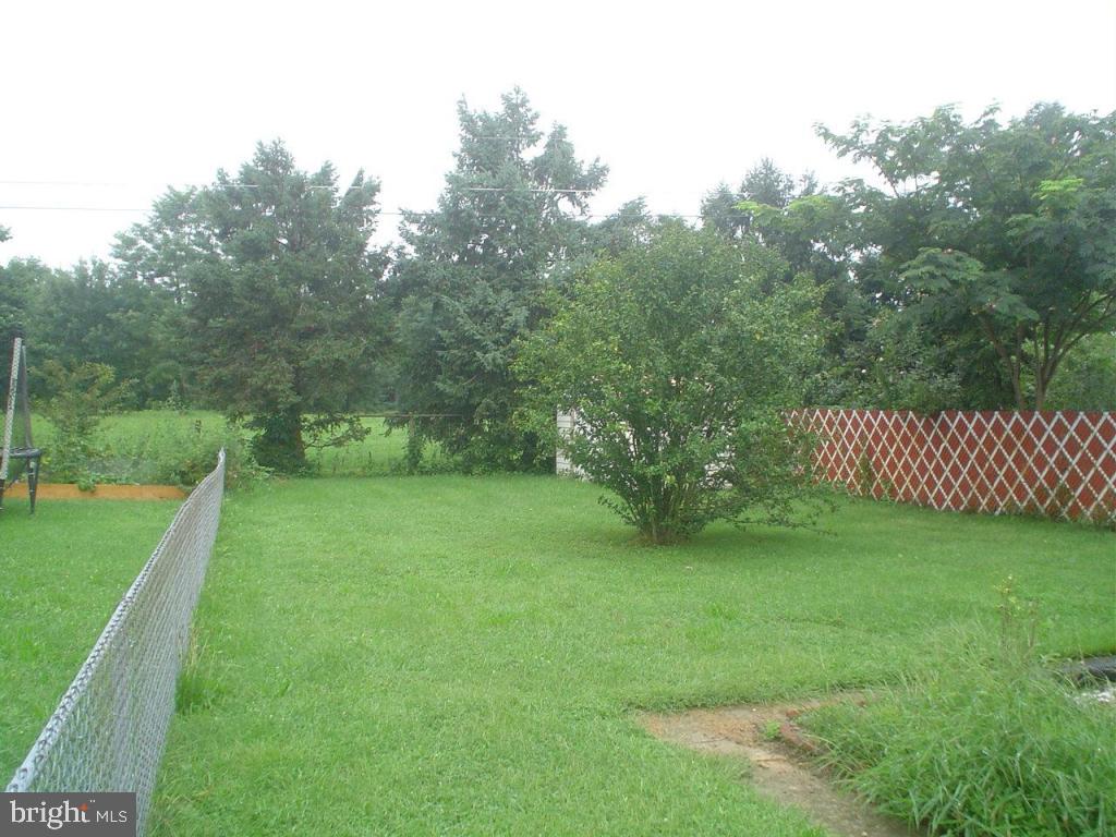 448 Fort Ross Avenue Lititz, PA 17543 - Photo 4 of 5 Gallery Image 4