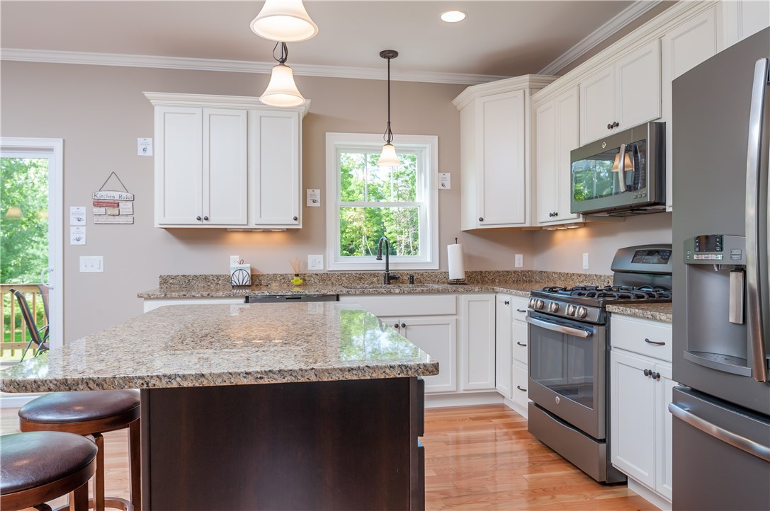 685 Gardner Road Exeter, RI 02822 - Photo 4 of 27 Gallery Image 4