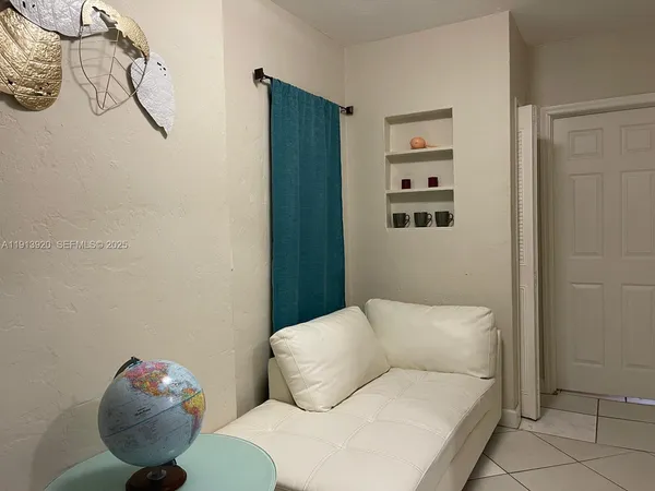$1,500 | 55 Northwest 69th Street, Unit W, Miami, FL 33150