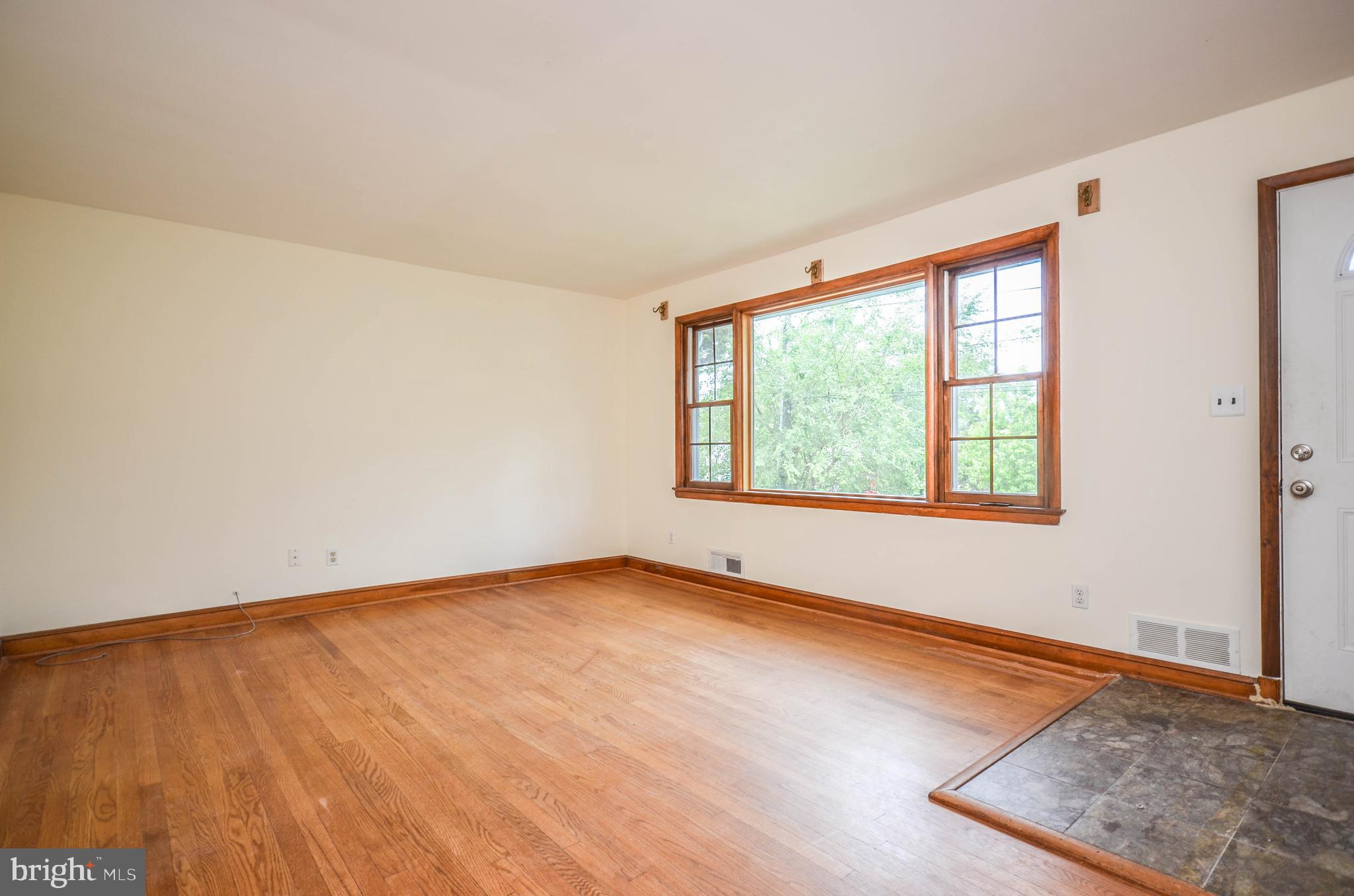 2034 Glen Ross Road Silver Spring, MD 20910 - Photo 1 of 40
