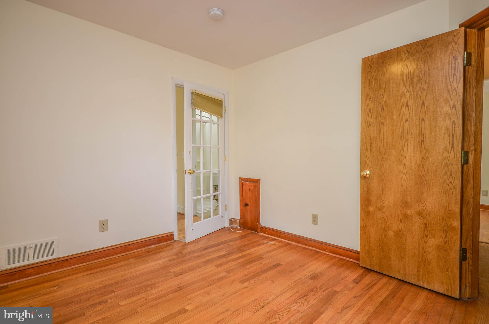 2034 Glen Ross Road Silver Spring, MD 20910 - Photo 17 of 40