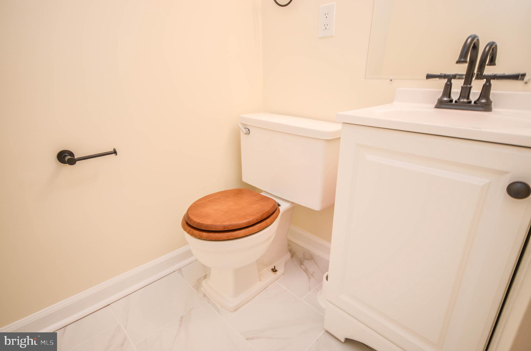 2034 Glen Ross Road Silver Spring, MD 20910 - Photo 28 of 40