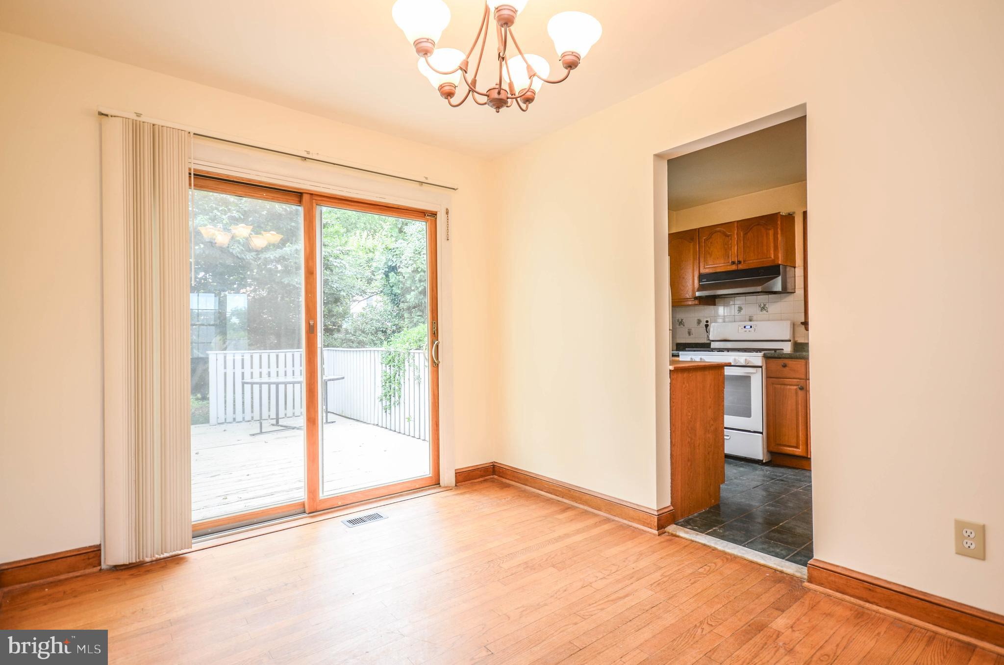 2034 Glen Ross Road Silver Spring, MD 20910 - Photo 5 of 40