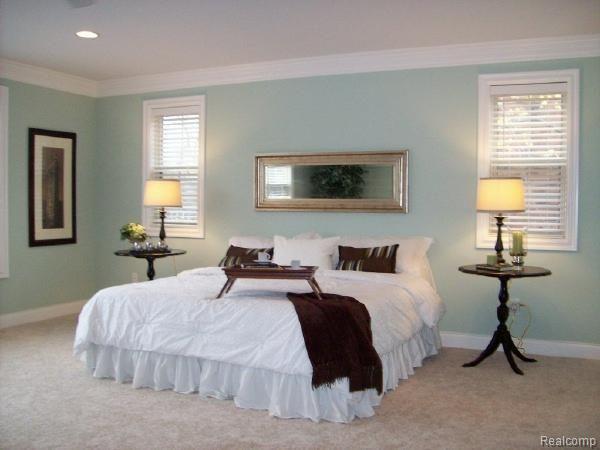 1172 Bedford Road Grosse Pointe, MI 48230 - Photo 11 of 21 Master bedroom