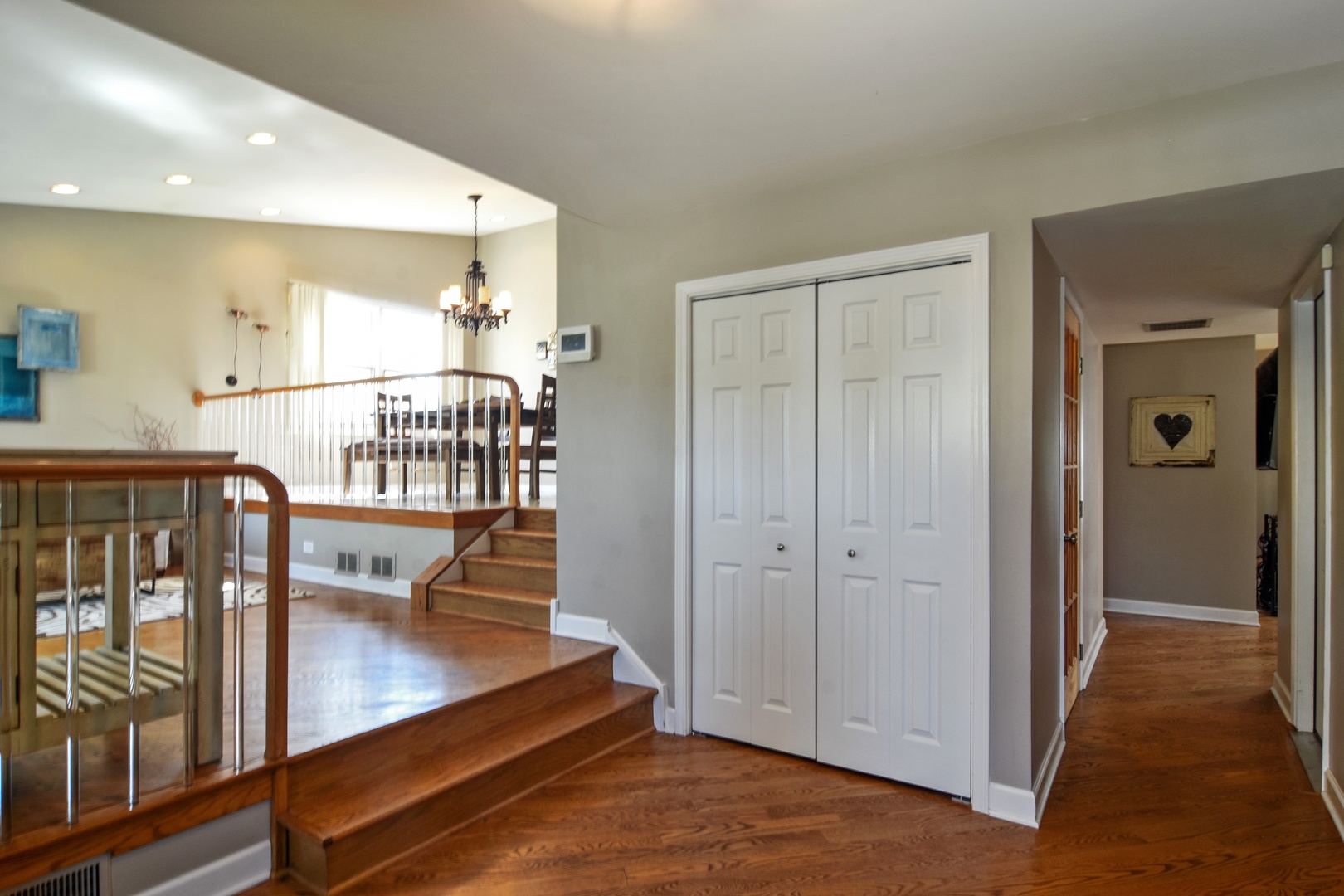 1337 Devonshire Road Buffalo Grove, IL 60089 - Photo 3 of 23