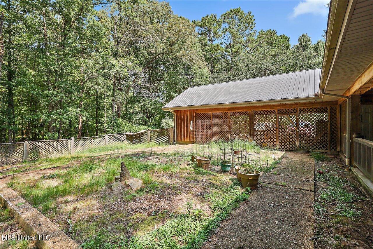 4894 Parsons Road Raymond, MS 39154 - Photo 42 of 70 44-4894 Parsons Rd