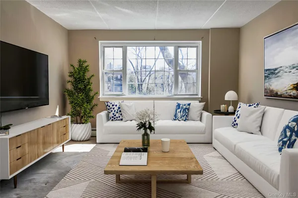 $2,500 | 2 Consulate Drive, Unit 1J, Tuckahoe, NY 10707