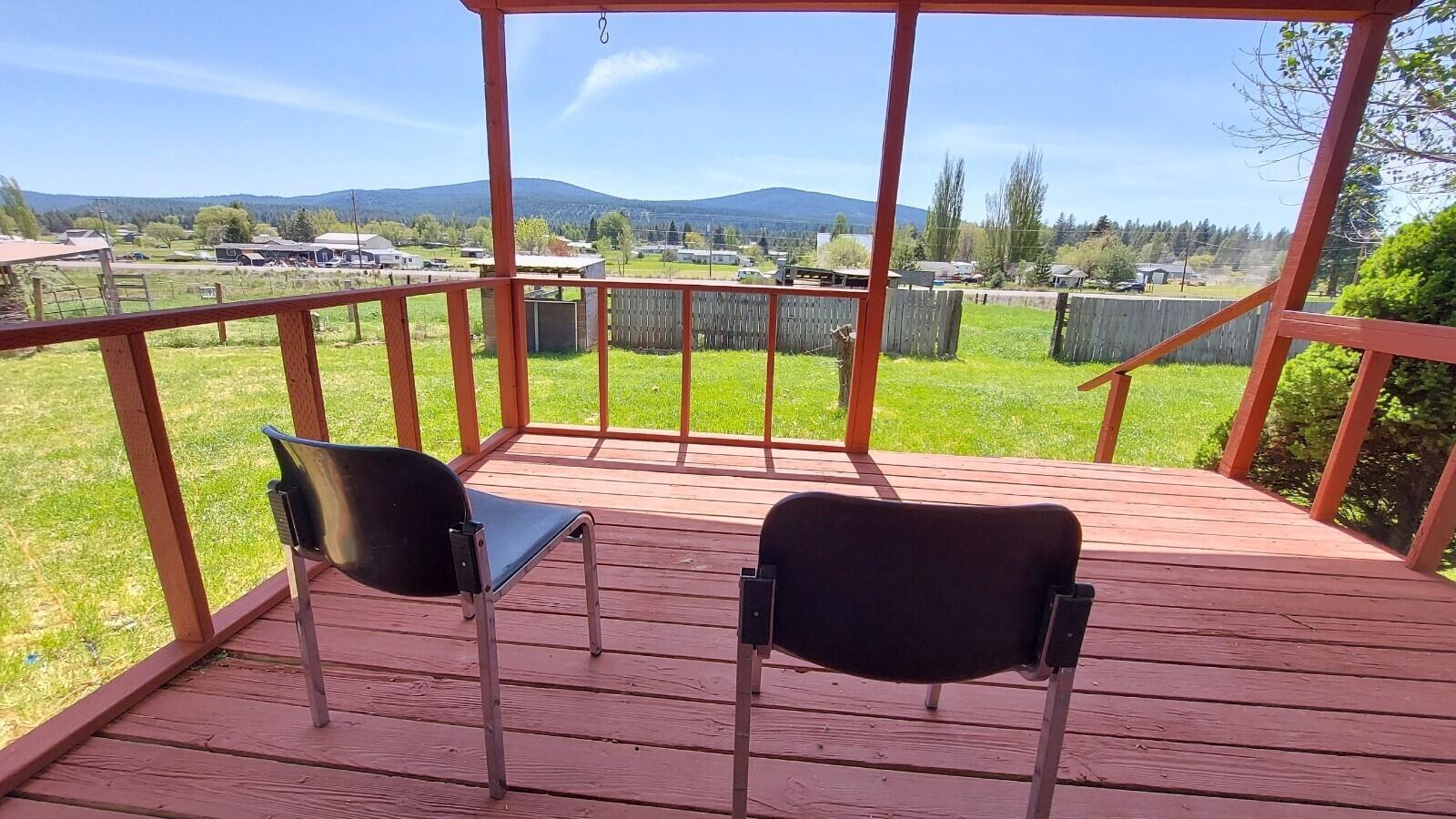 9728 Ben Kerns Road Klamath Falls, OR 97601 - Photo 42 of 58 Covered Back Deck
