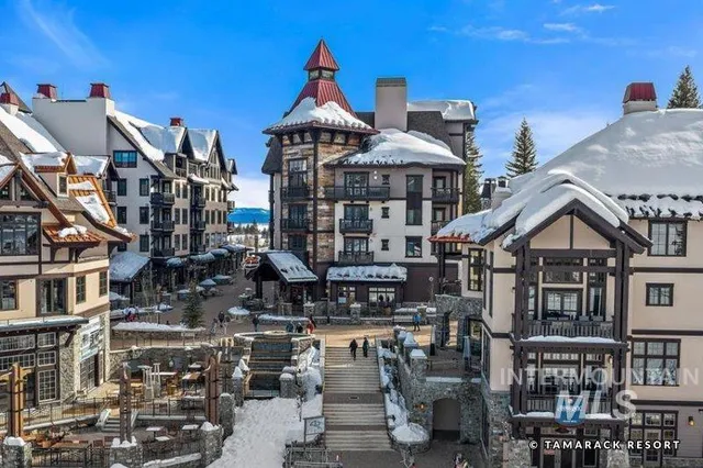 $624,900 | 720 Village Drive, Unit 509, Donnelly, ID 83615