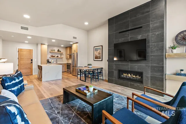 $624,900 | 720 Village Drive, Unit 509, Donnelly, ID 83615