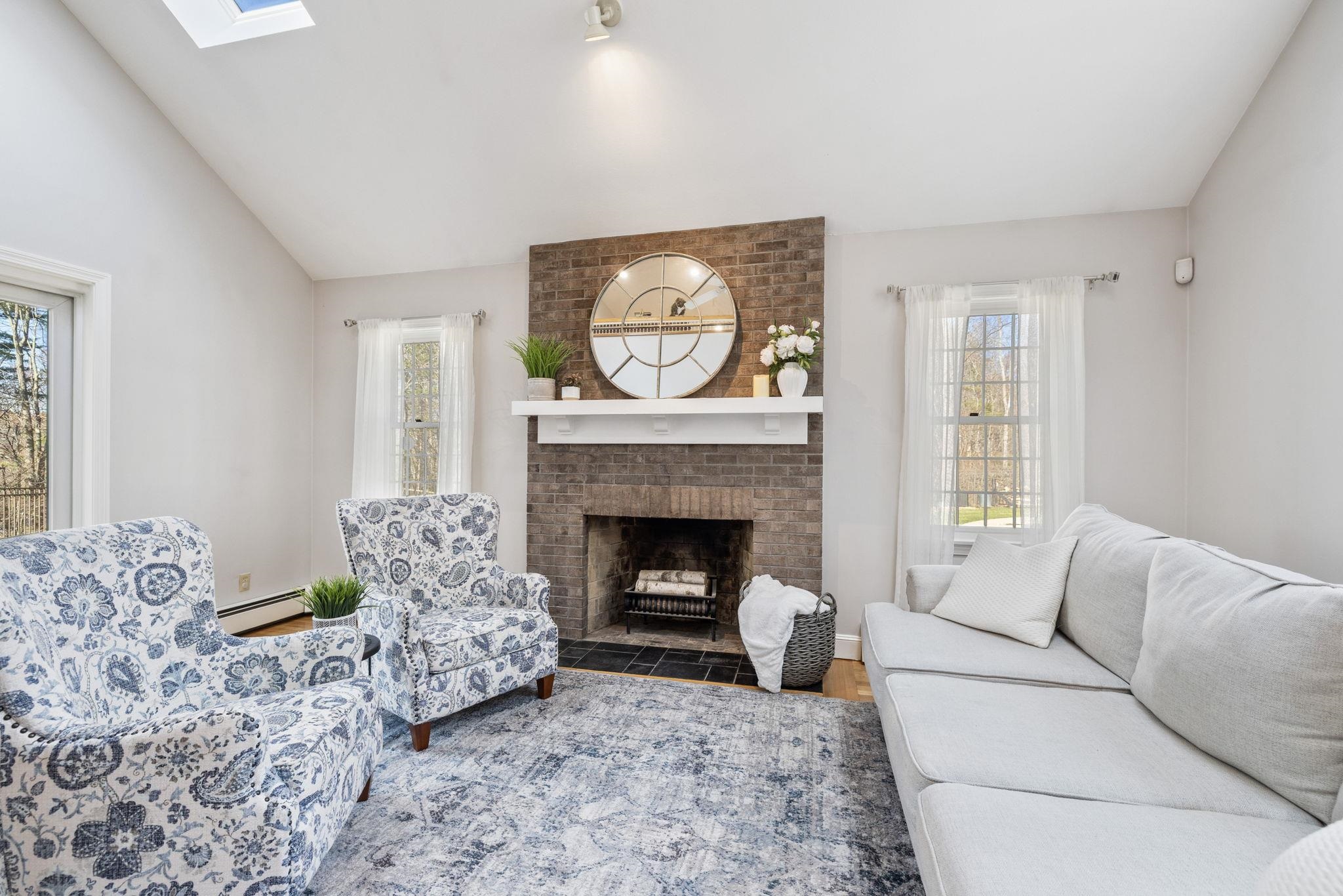 4 Chatburn Road Windham, NH 03087 - Photo 16 of 60