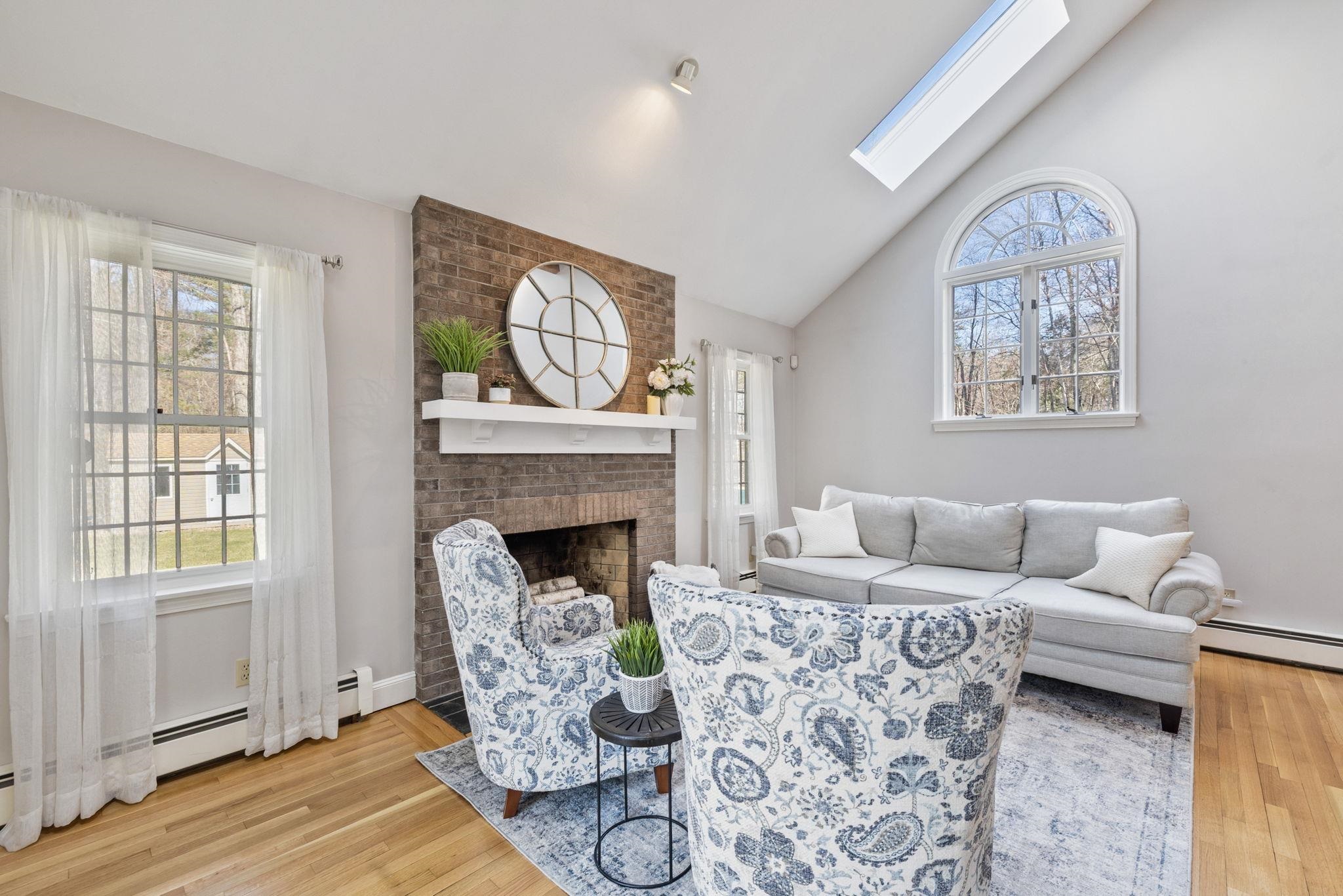 4 Chatburn Road Windham, NH 03087 - Photo 17 of 60