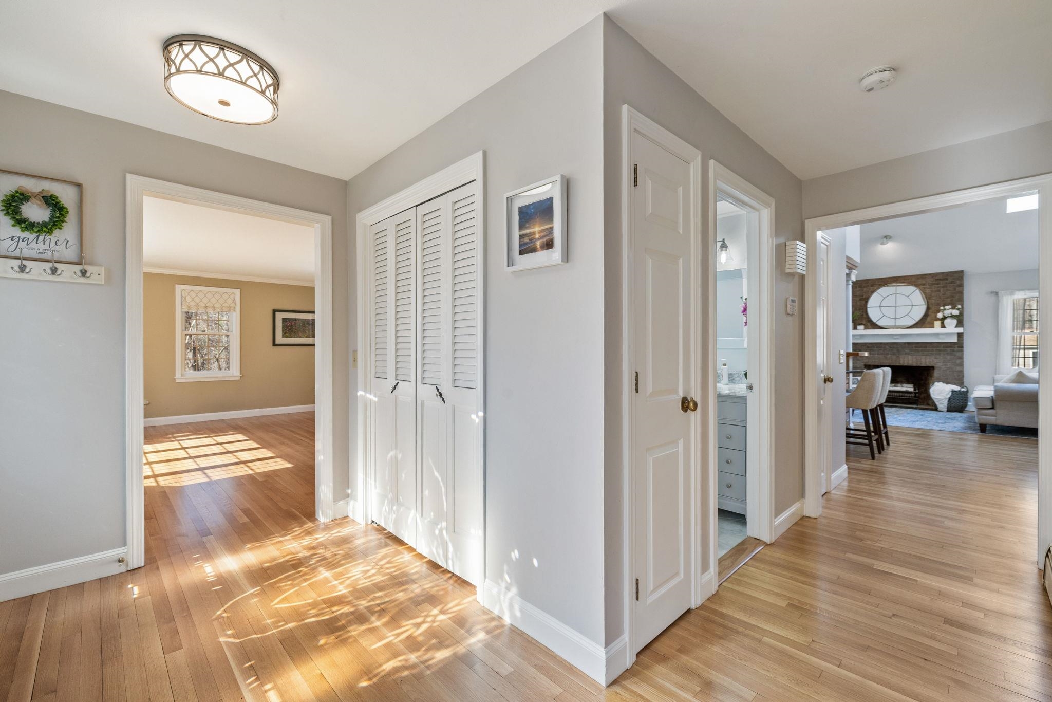 4 Chatburn Road Windham, NH 03087 - Photo 3 of 60