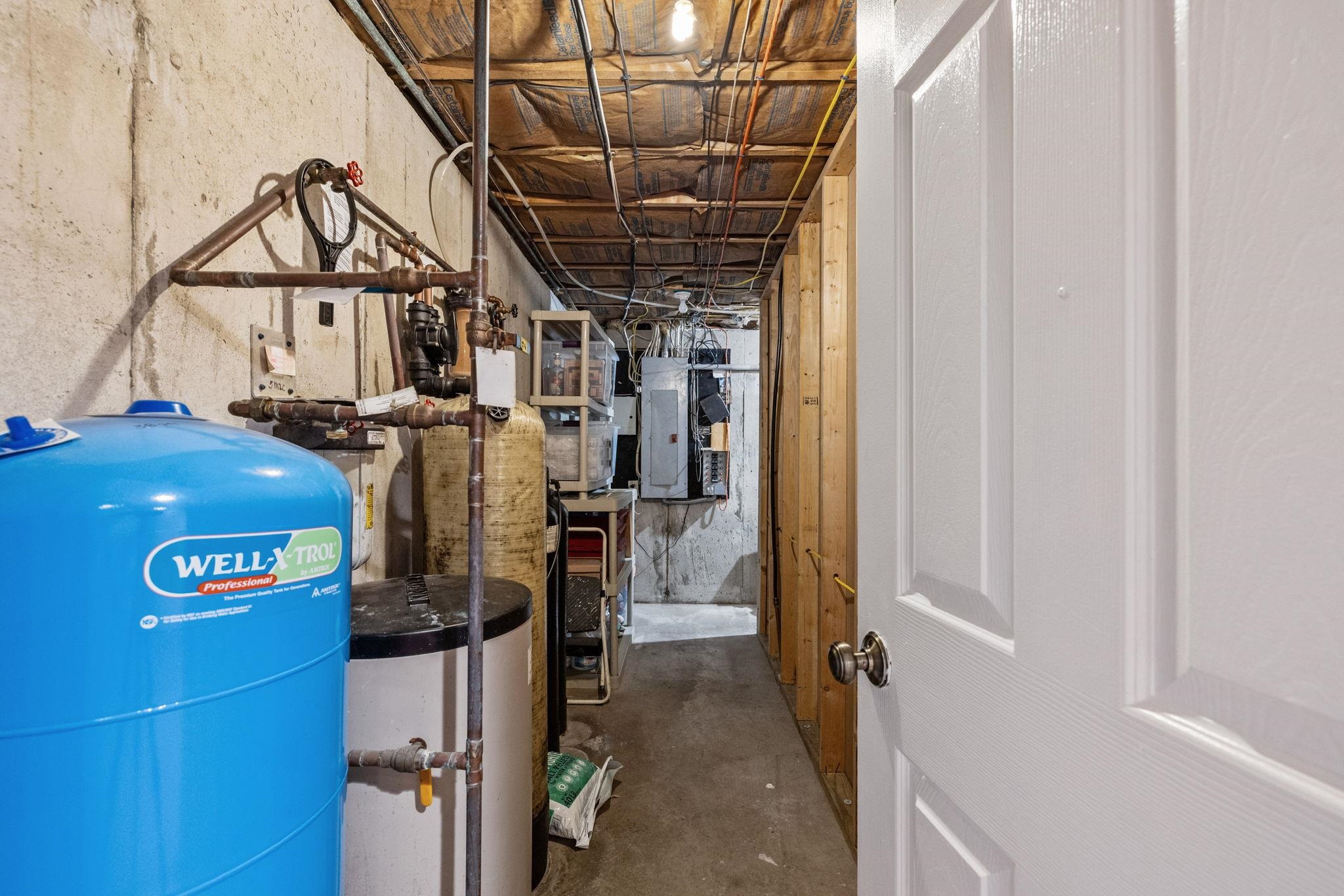 4 Chatburn Road Windham, NH 03087 - Photo 43 of 60