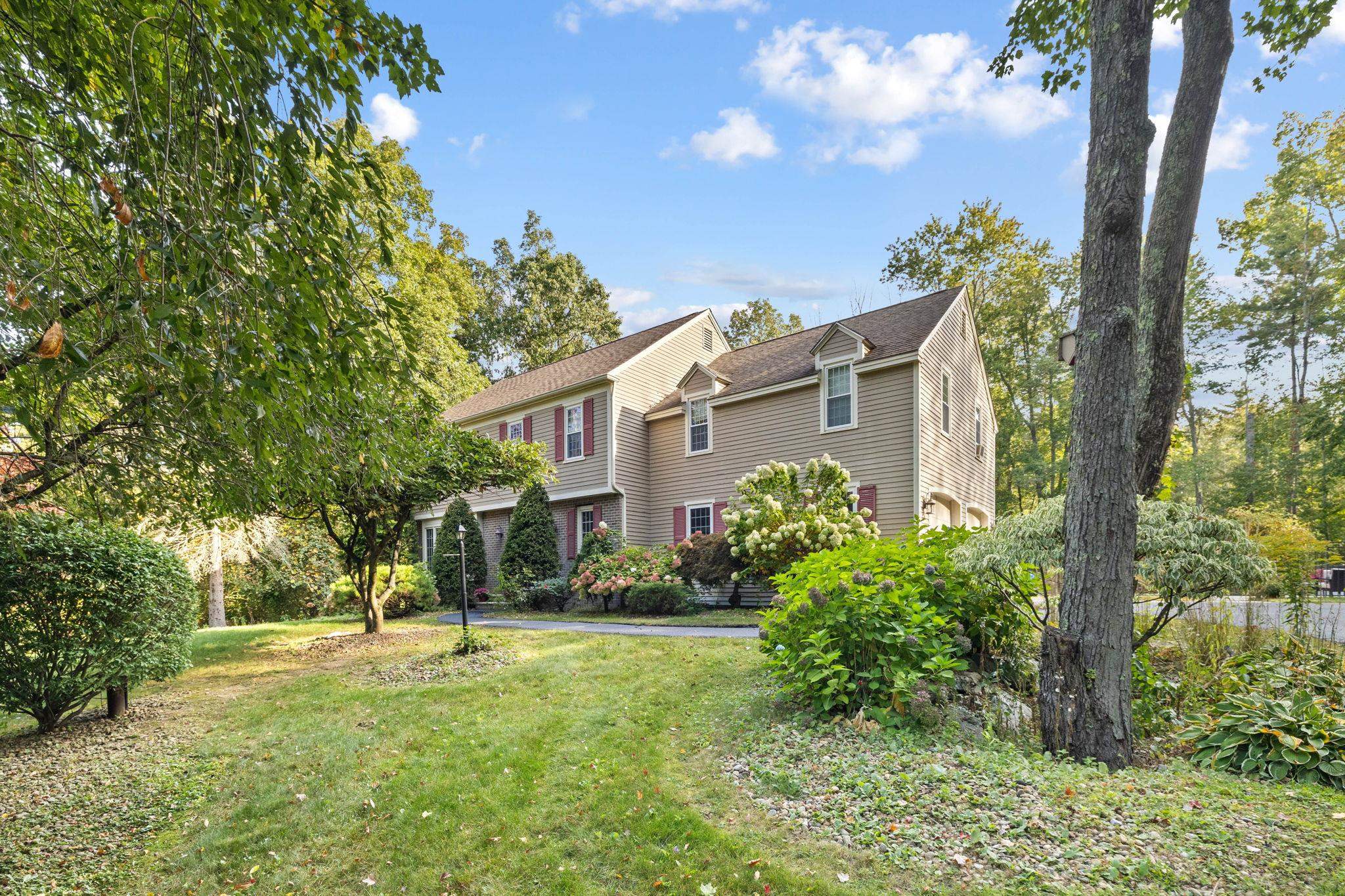 4 Chatburn Road Windham, NH 03087 - Photo 47 of 60