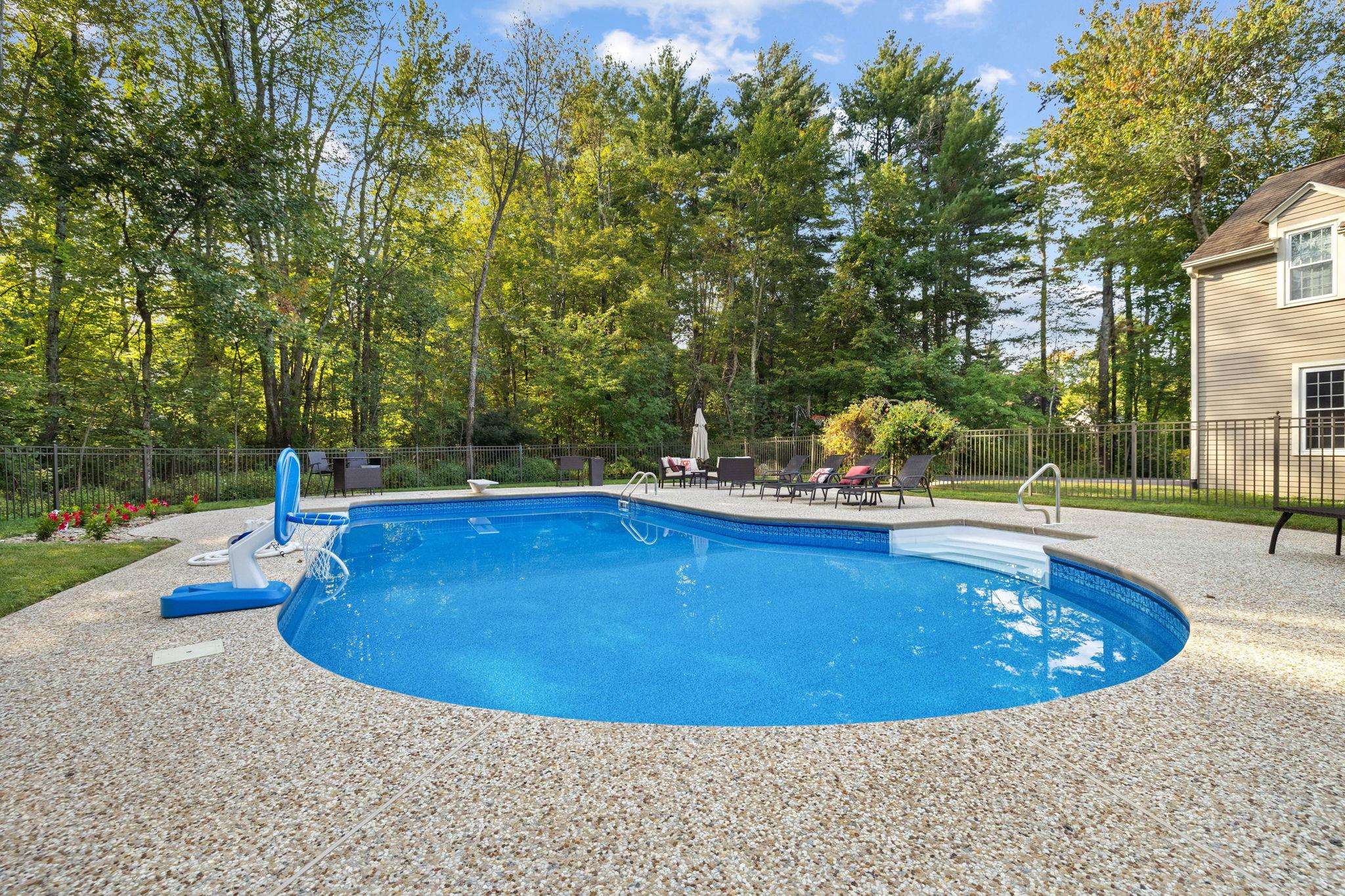 4 Chatburn Road Windham, NH 03087 - Photo 50 of 60