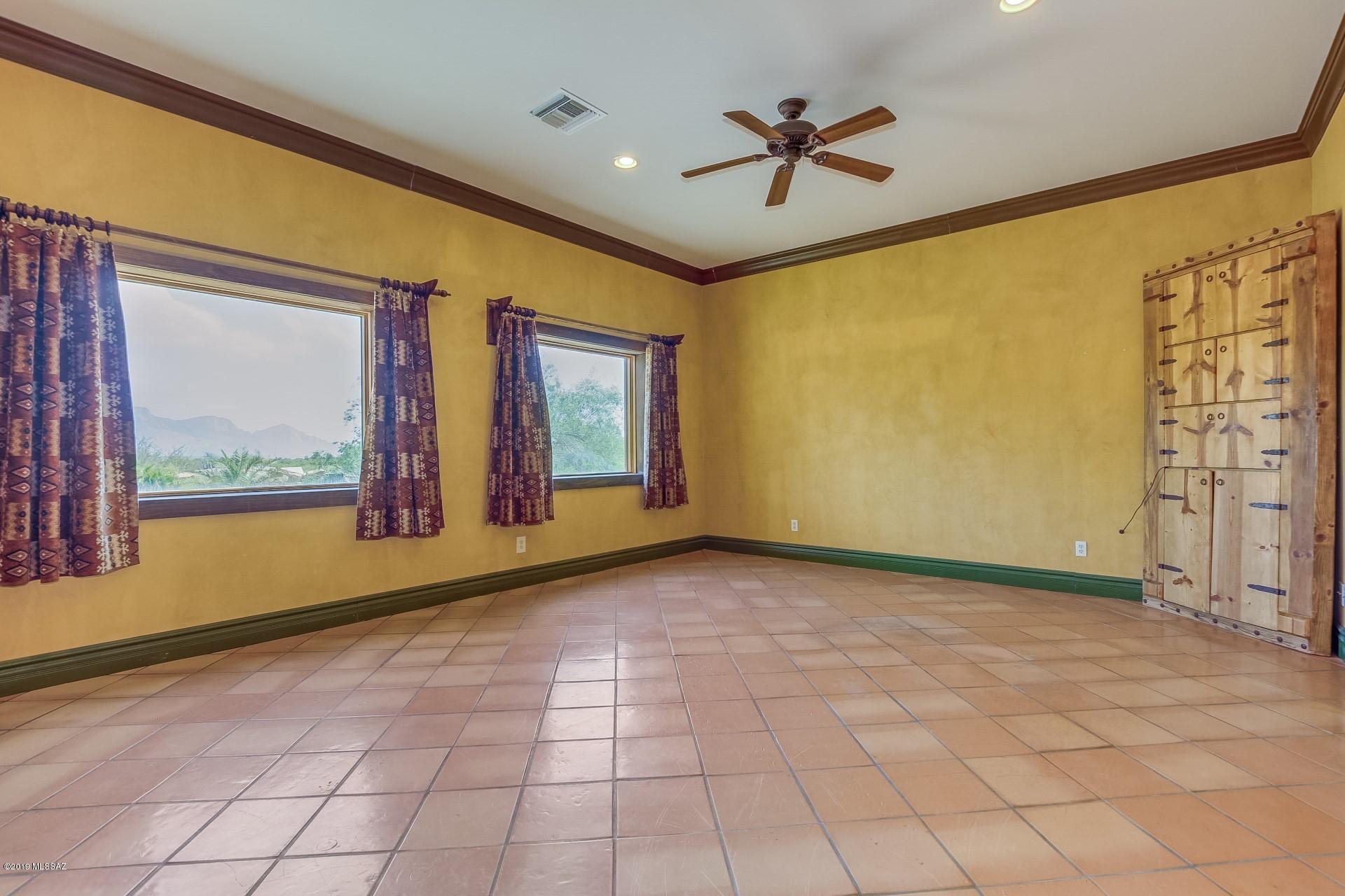 4650 East Edwin Road Tucson, AZ 85739 - Photo 17 of 22 Gallery Image 17
