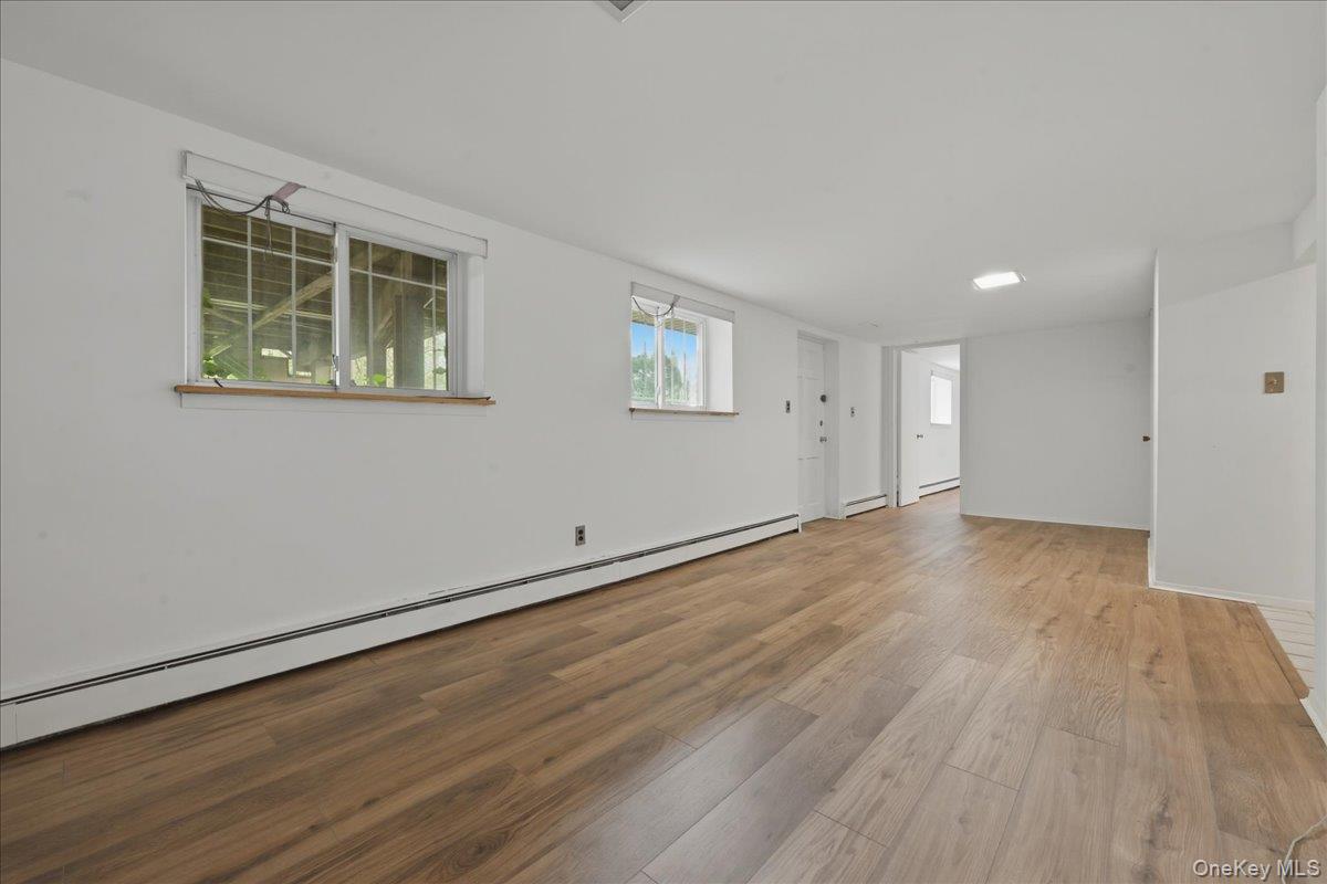 1395 Meadowbrook Road Merrick, NY 11566 - Photo 38 of 44
