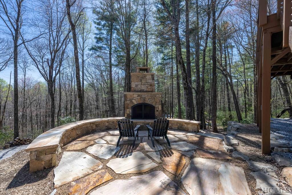 644 Tower Road Sapphire, NC 28774 - Photo 8 of 68 Gallery Image 8