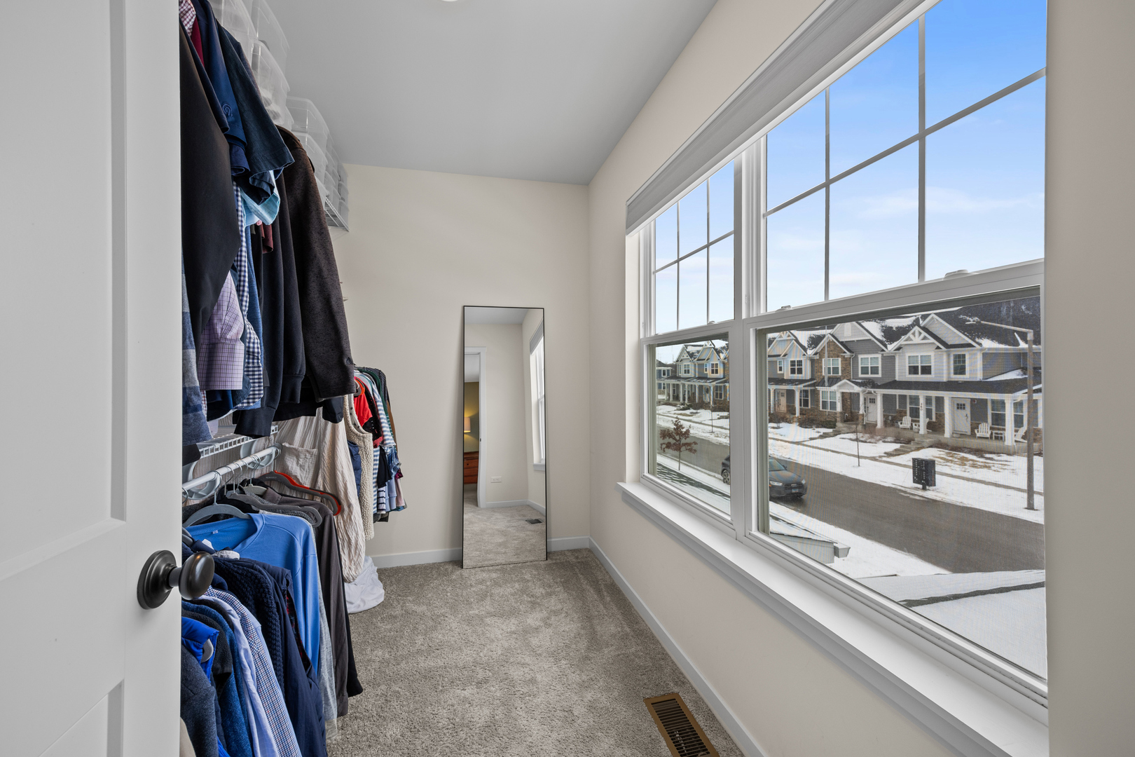 249 Hoffmann Drive Buffalo Grove, IL 60089 - Photo 26 of 51