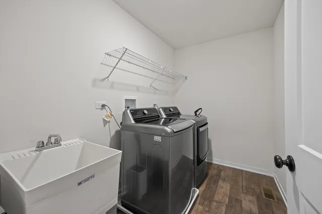 a view of a storage & utility room