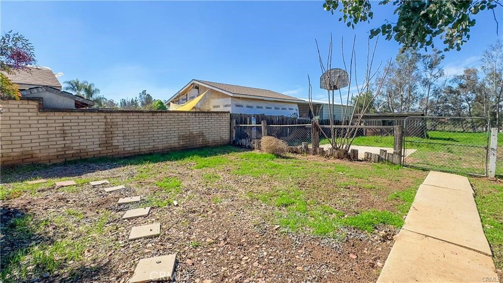 16201 Alta Cresta Avenue Riverside, CA 92508 - Photo 43 of 51