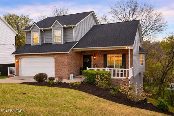 $550,000 | 514 Orchard Drive, Clinton, TN 37716