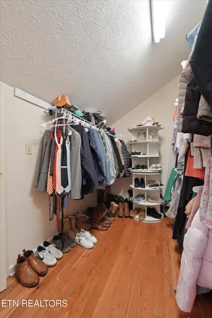 $525,000 | 514 Orchard Drive, Clinton, TN 37716