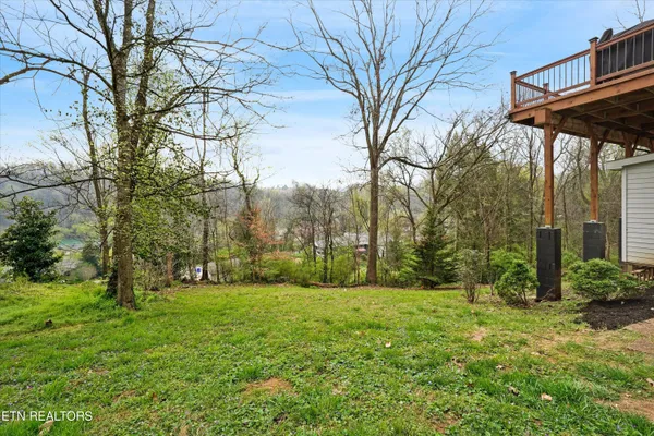 $525,000 | 514 Orchard Drive, Clinton, TN 37716