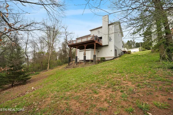 $525,000 | 514 Orchard Drive, Clinton, TN 37716
