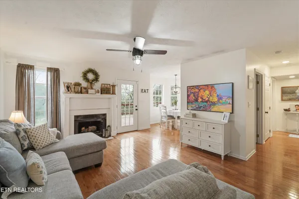 $525,000 | 514 Orchard Drive, Clinton, TN 37716