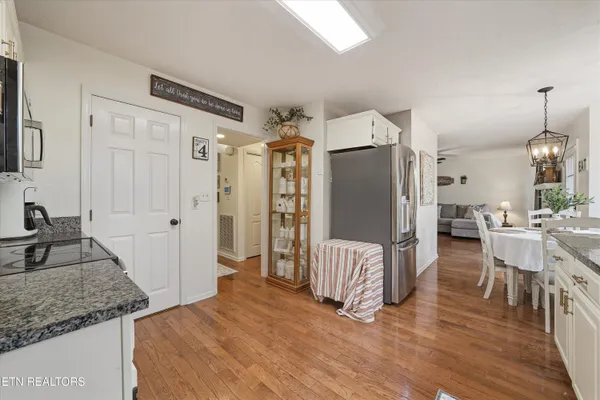 $525,000 | 514 Orchard Drive, Clinton, TN 37716