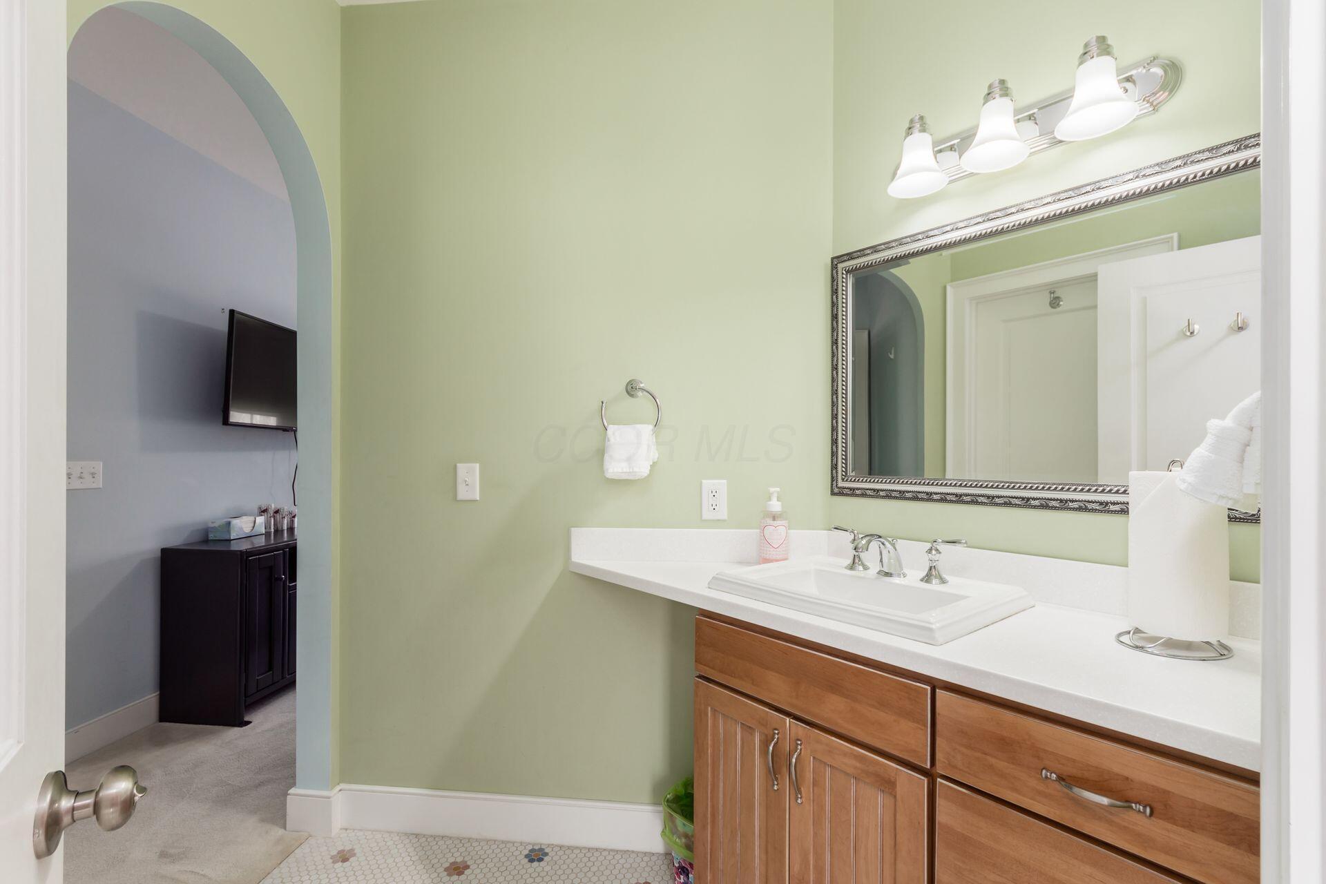 16187 Kreashbaum Road Rockbridge, OH 43149 - Photo 56 of 66 Separate vanity area.