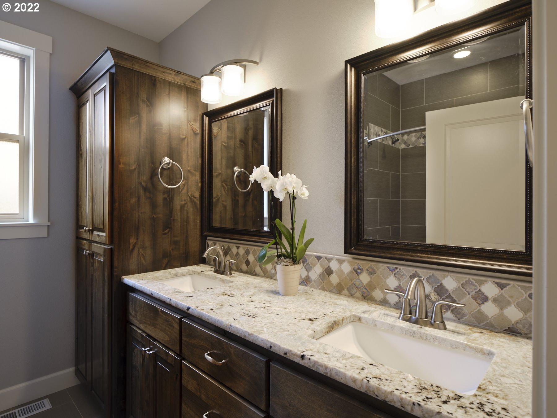 2511 Northeast 176th Street Ridgefield, WA 98642 - Photo 17 of 32 Bathroom