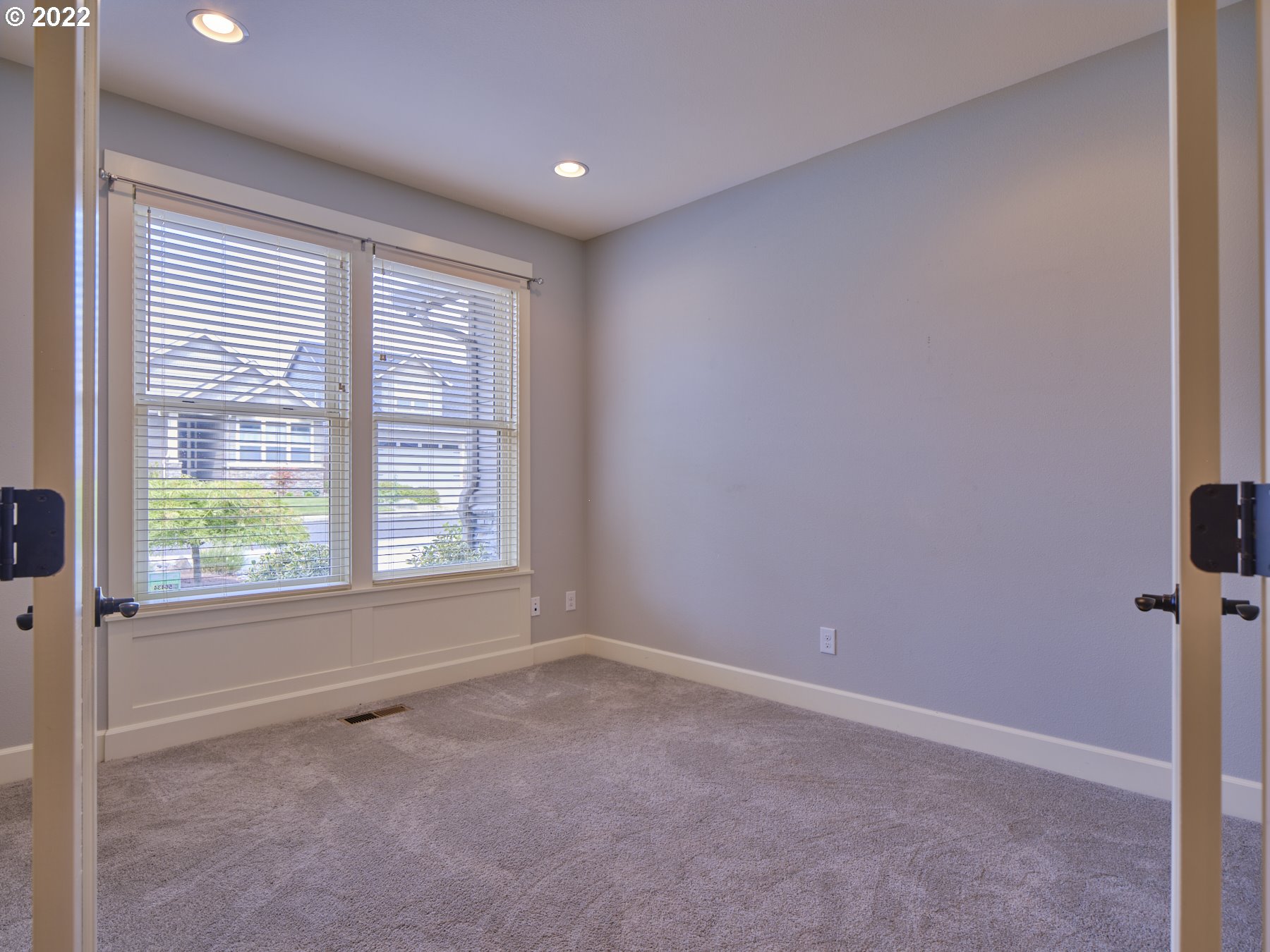 2511 Northeast 176th Street Ridgefield, WA 98642 - Photo 27 of 32 Den/Office