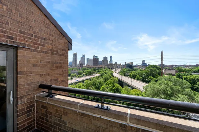 $525,000 | 110 1st Avenue Northeast, Unit F412, Minneapolis, MN 55413