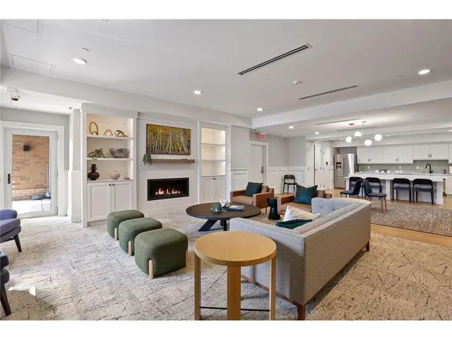 $525,000 | 110 1st Avenue Northeast, Unit F412, Minneapolis, MN 55413