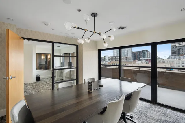 $525,000 | 110 1st Avenue Northeast, Unit F412, Minneapolis, MN 55413